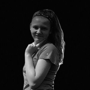 Meet your Posher, Ella